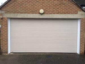 Seceuroglide Roller Garage Door Cream Oxford 1